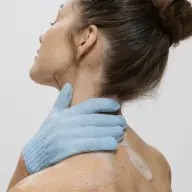 دستکش لایه‌بردار Oriflame Exklusiv - تصویر ۲