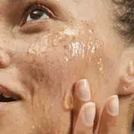 ماسک صورت Glowing Gel to Ice Organic Mango - تصویر ۲