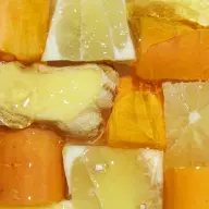 کرم دست Up-Loved Energising Upcycled Lemon, Organic Carrot & Ginger - تصویر ۲